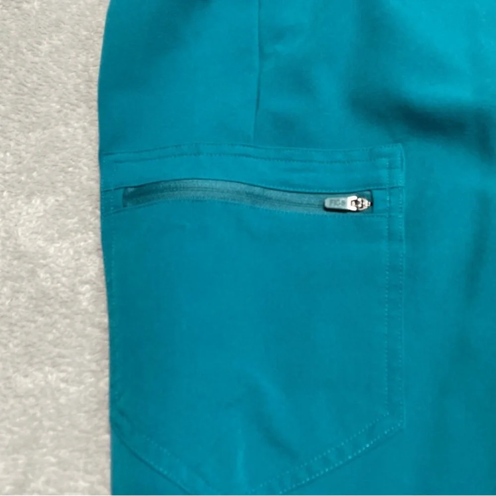 Figs Medium Pacific Blue Zamora Scrub Joggers - Picture 5 of 7